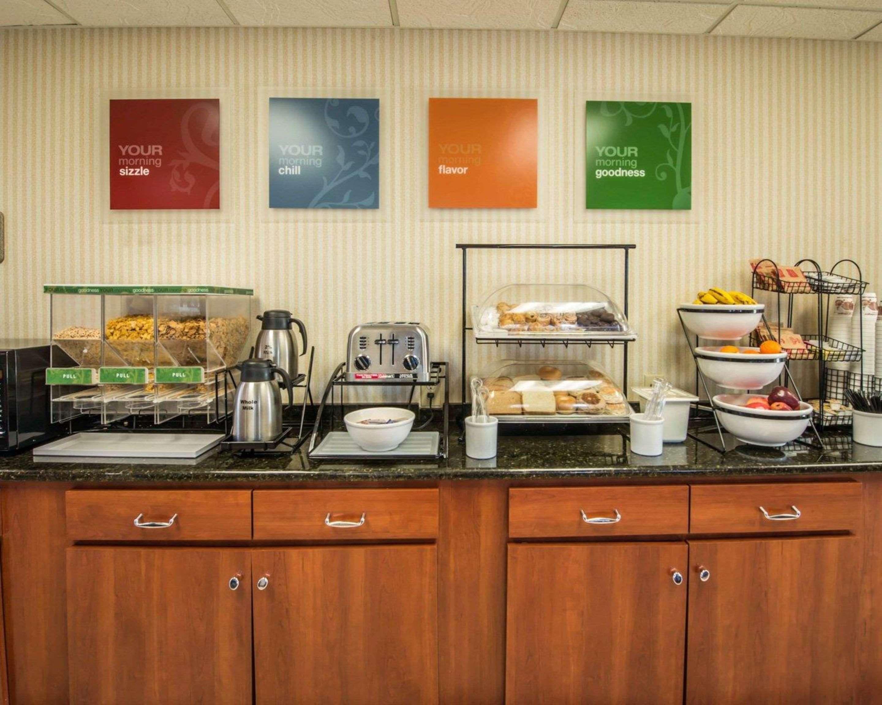 Comfort Inn & Suites Morganton Esterno foto